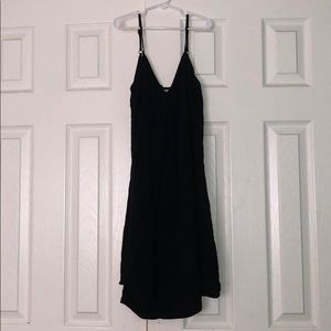 Black slim and flowy dress
